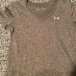 Under armor lightweight active tee
